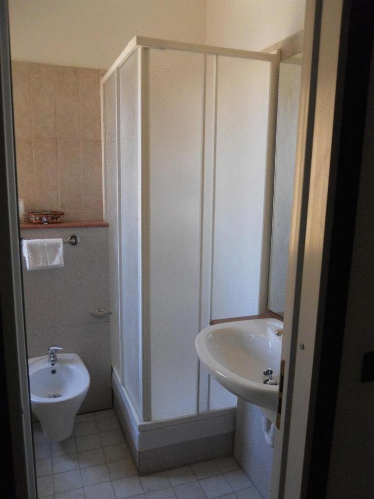 Hotel Traghetto Civitavecchia Eksteriør billede