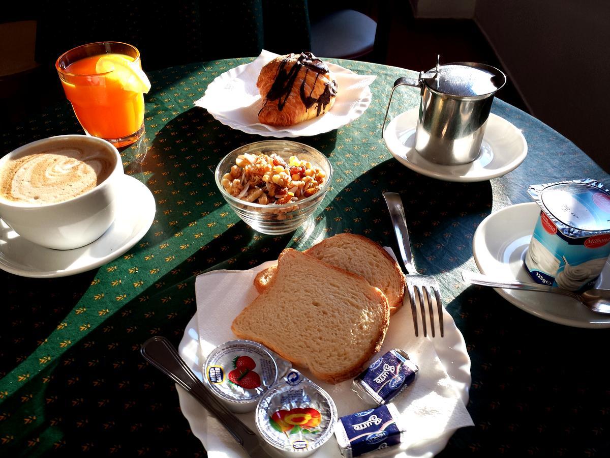 Hotel Traghetto Civitavecchia Eksteriør billede